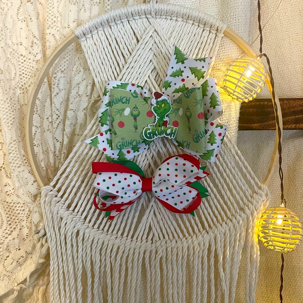 Set of 2 Girls Christmas hair bows